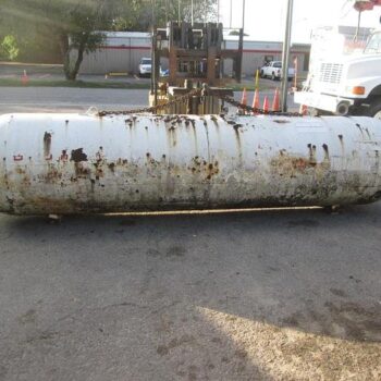 USED 1000 Gallon Propane Tank - Image 4
