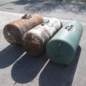 Used 120 Gallon Propane Tank - Image 4