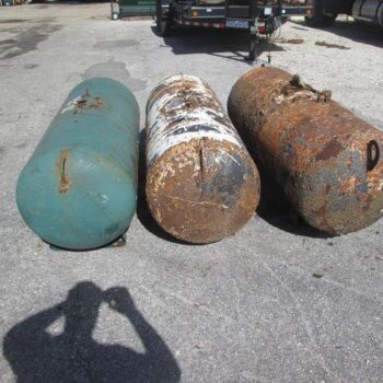 Used 120 Gallon Propane Tank - Image 3