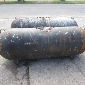 Used  250 Gallon Propane Tank - Image 5