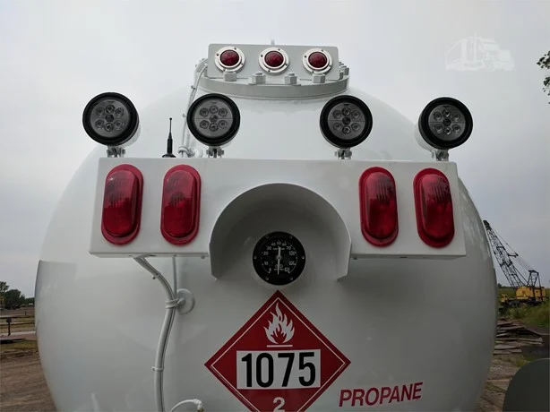 2025 FREIGHTLINER BUSINESS CLASS M2 106 PLUS - Image 6