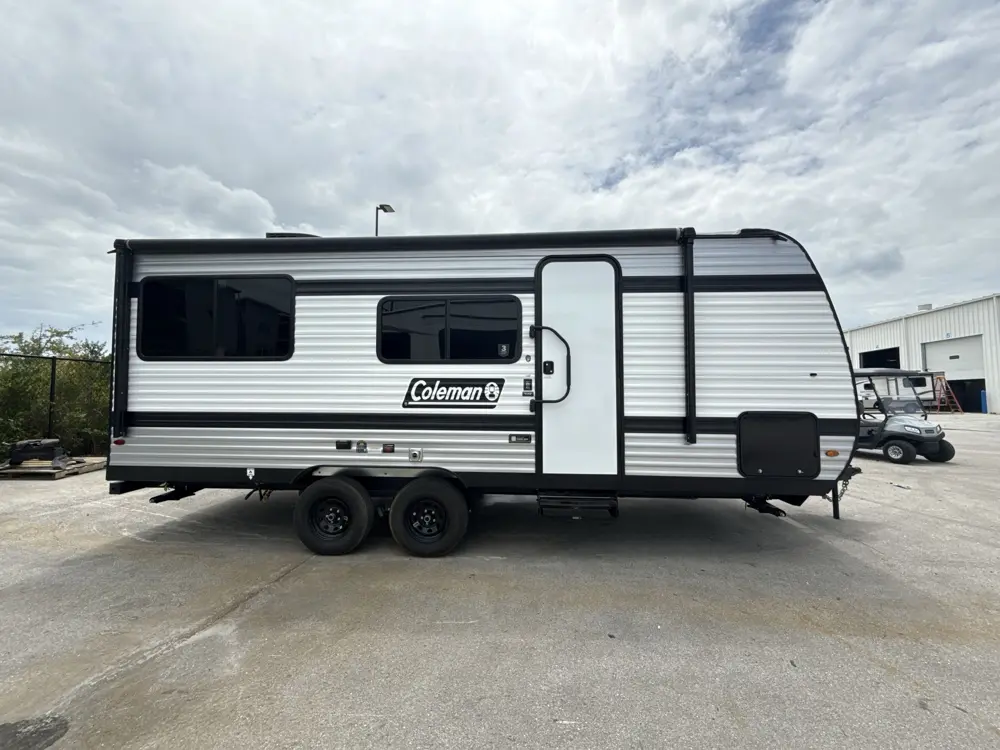 New 2026 Keystone Coleman 19R - Image 5