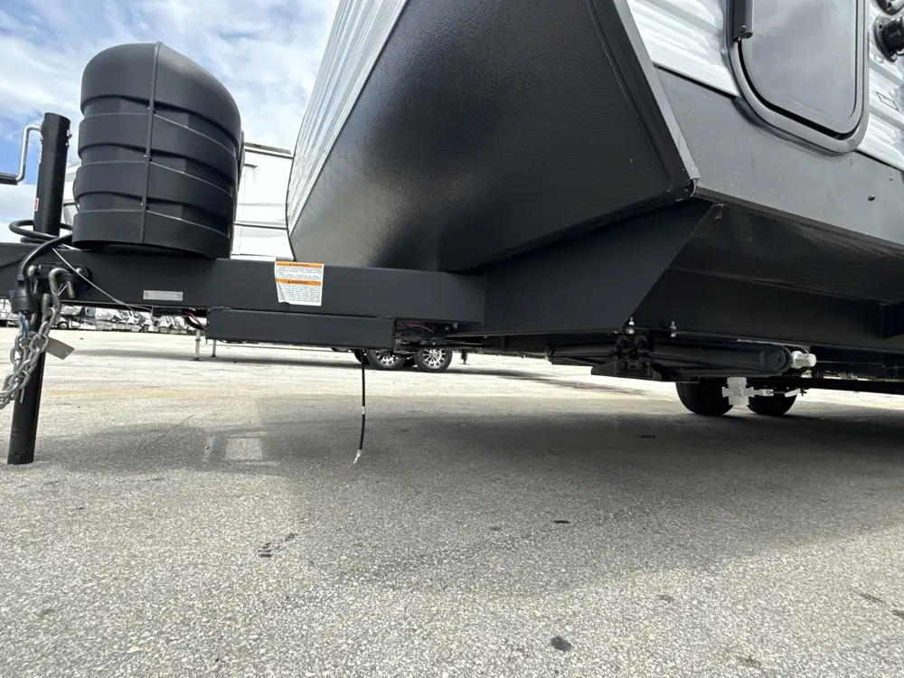 New 2026 Keystone Coleman 19R - Image 21