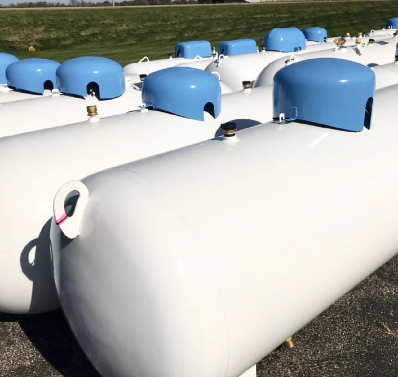 500 Gallon Above Ground Propane Tank - ASME/DOT (NEW) - Image 2